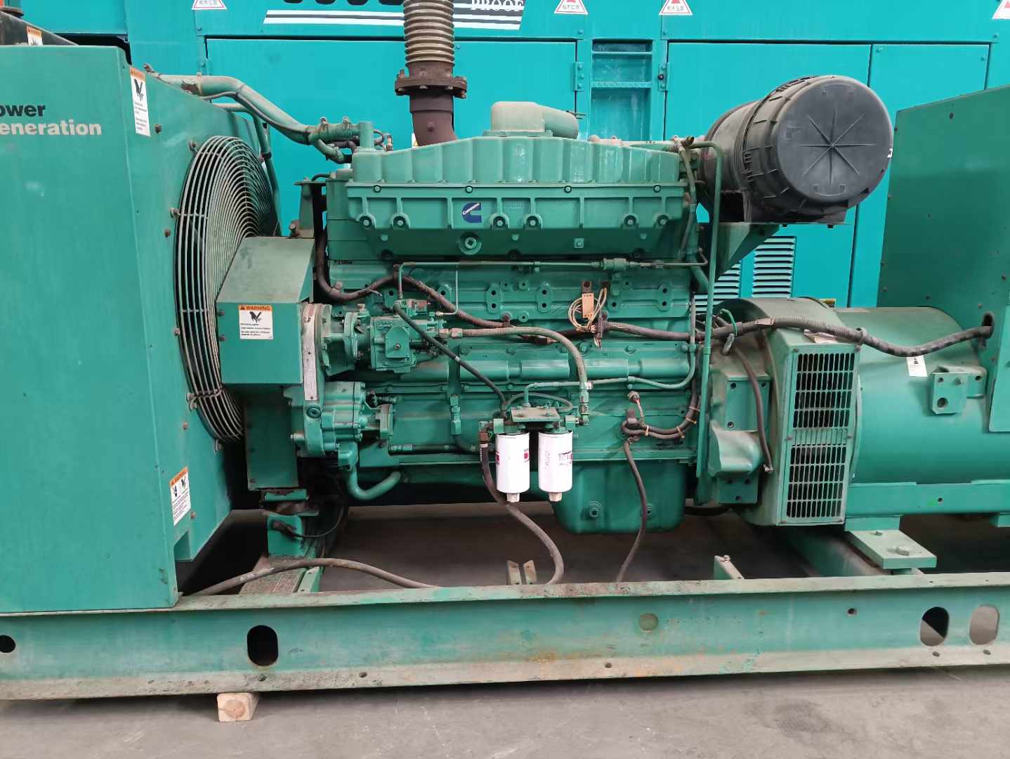 德城过载会对 600kW 柴油发电机组造成哪些损害？